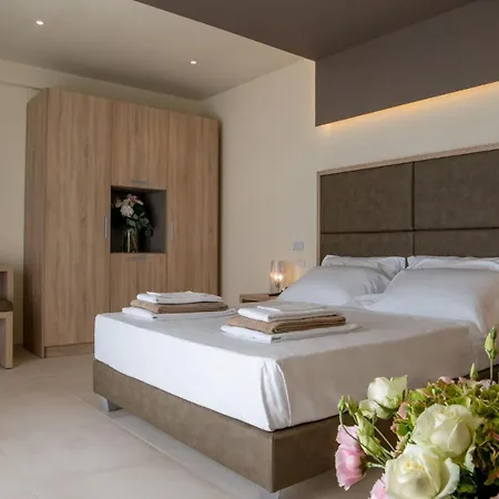 Palace Lido & 4*